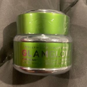 New unopened Glamglow